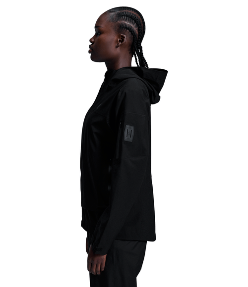 Jaqueta On Running Feminina Trek Black