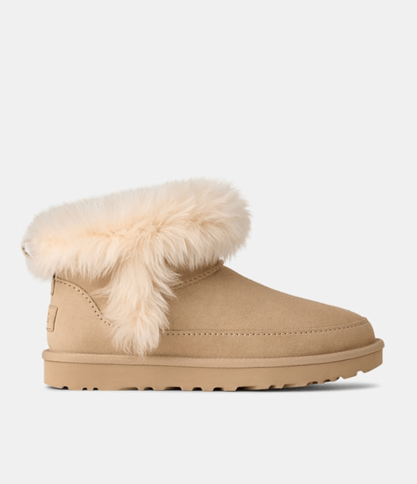 bota-ugg-feminina-classic-ultra-mini-chalet-bege-35