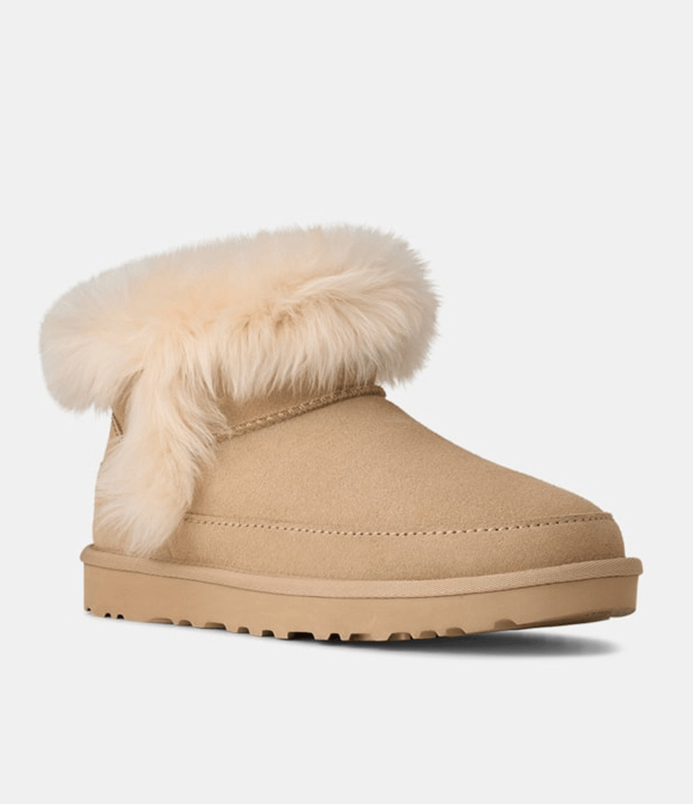 bota-ugg-feminina-classic-ultra-mini-chalet-bege-35