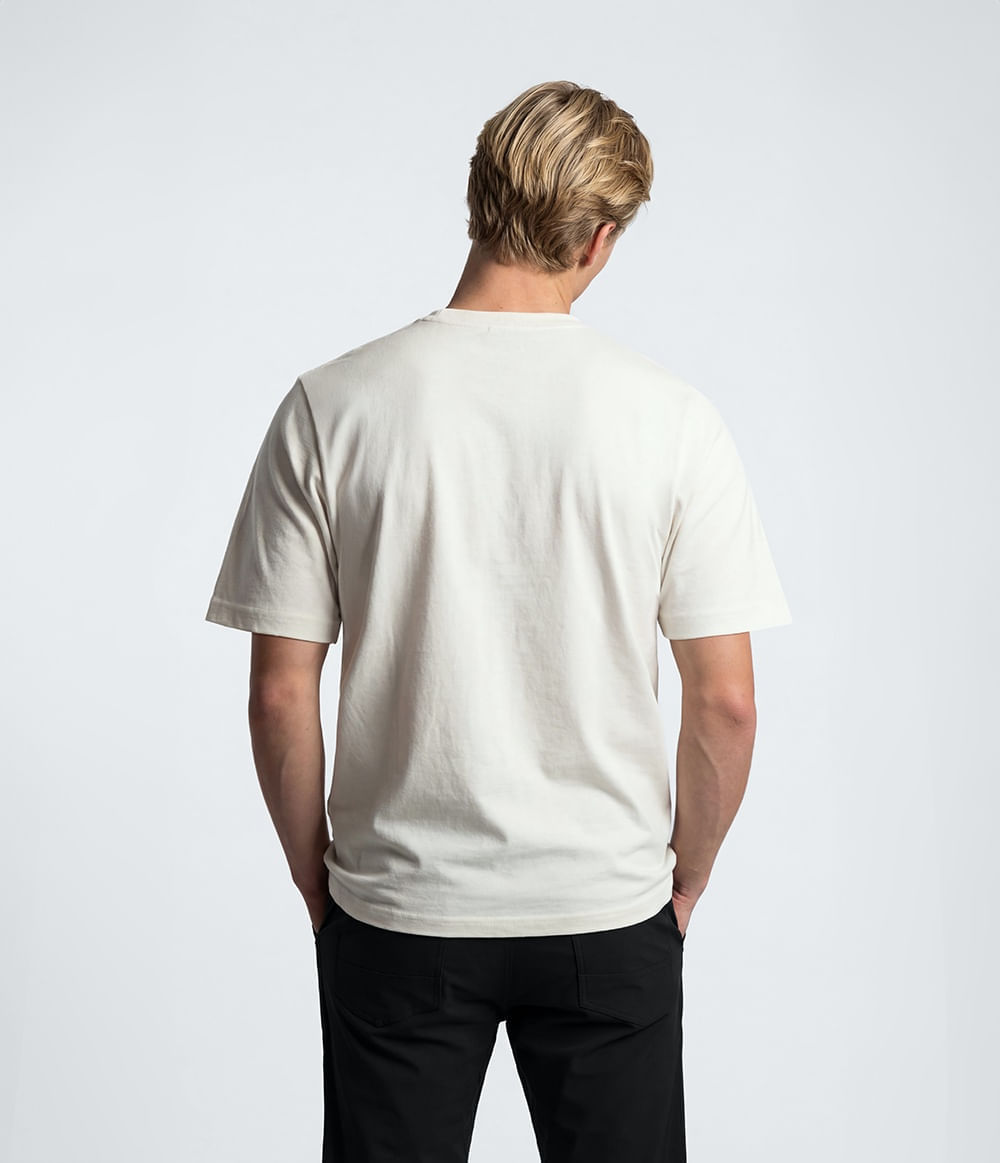 camiseta-the-north-face-masculina-tnf-essential-oversized-white-dune-p