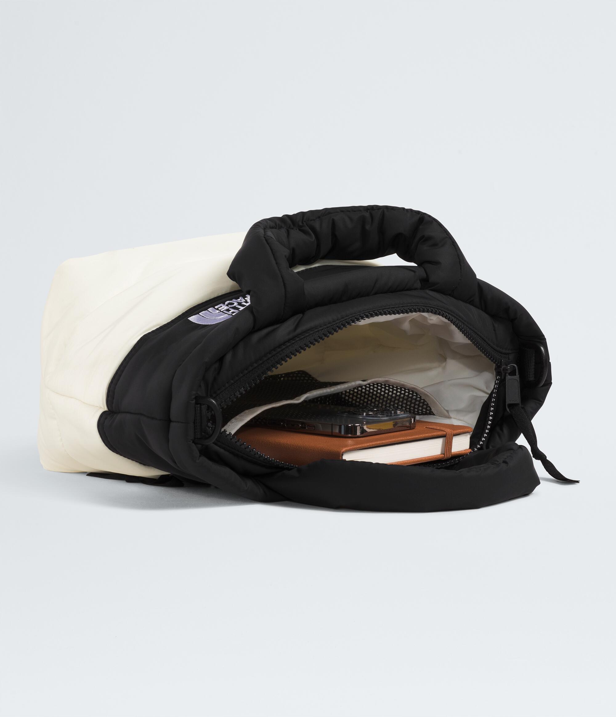 bolsa-the-north-face-nuptse-mini-bag-white-dune-tnf-black-uni