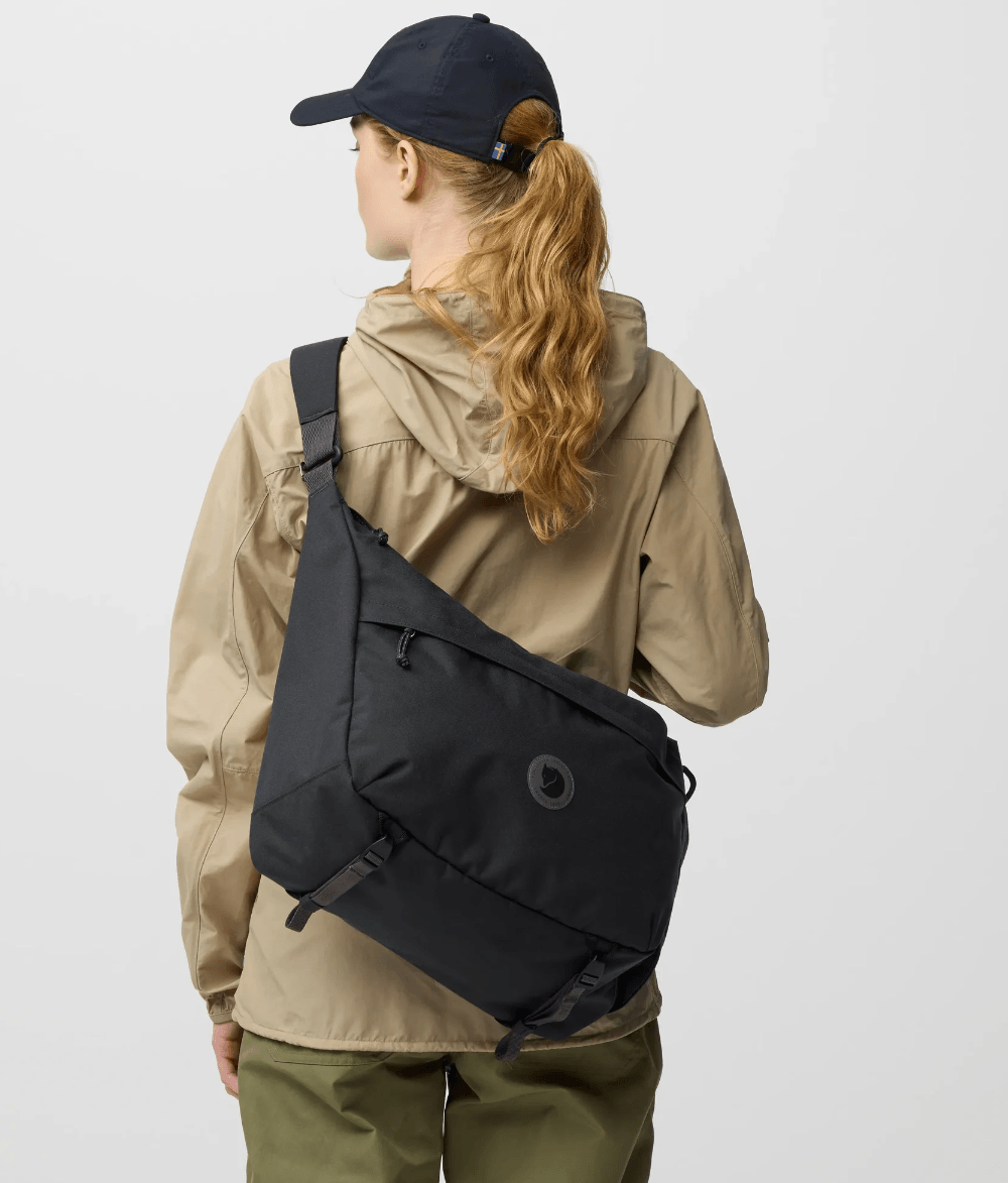 bolsa-fjallraven-farden-crossbody-coal-black-uni