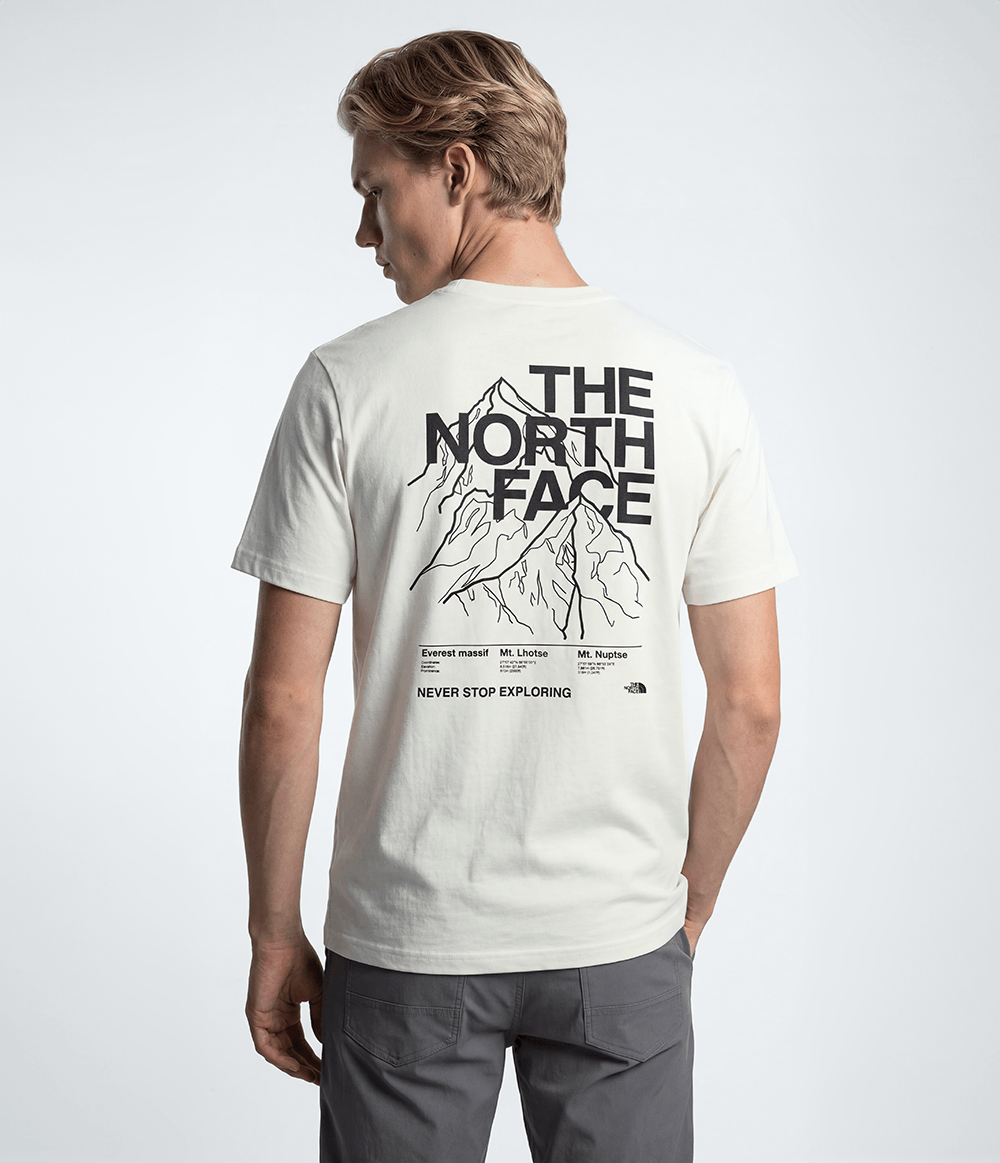 camiseta-the-north-face-unissex-evolution-half-dome-mtn-tee-white-dune-pp