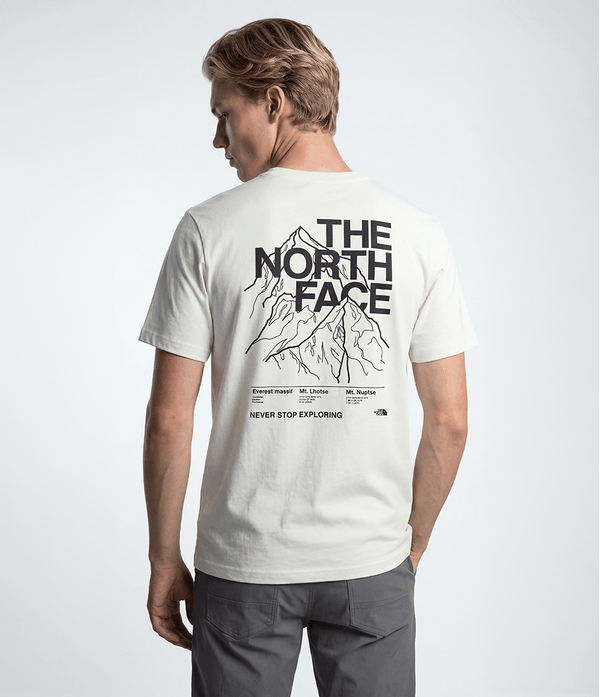 camiseta-the-north-face-unissex-evolution-half-dome-mtn-tee-white-dune-pp
